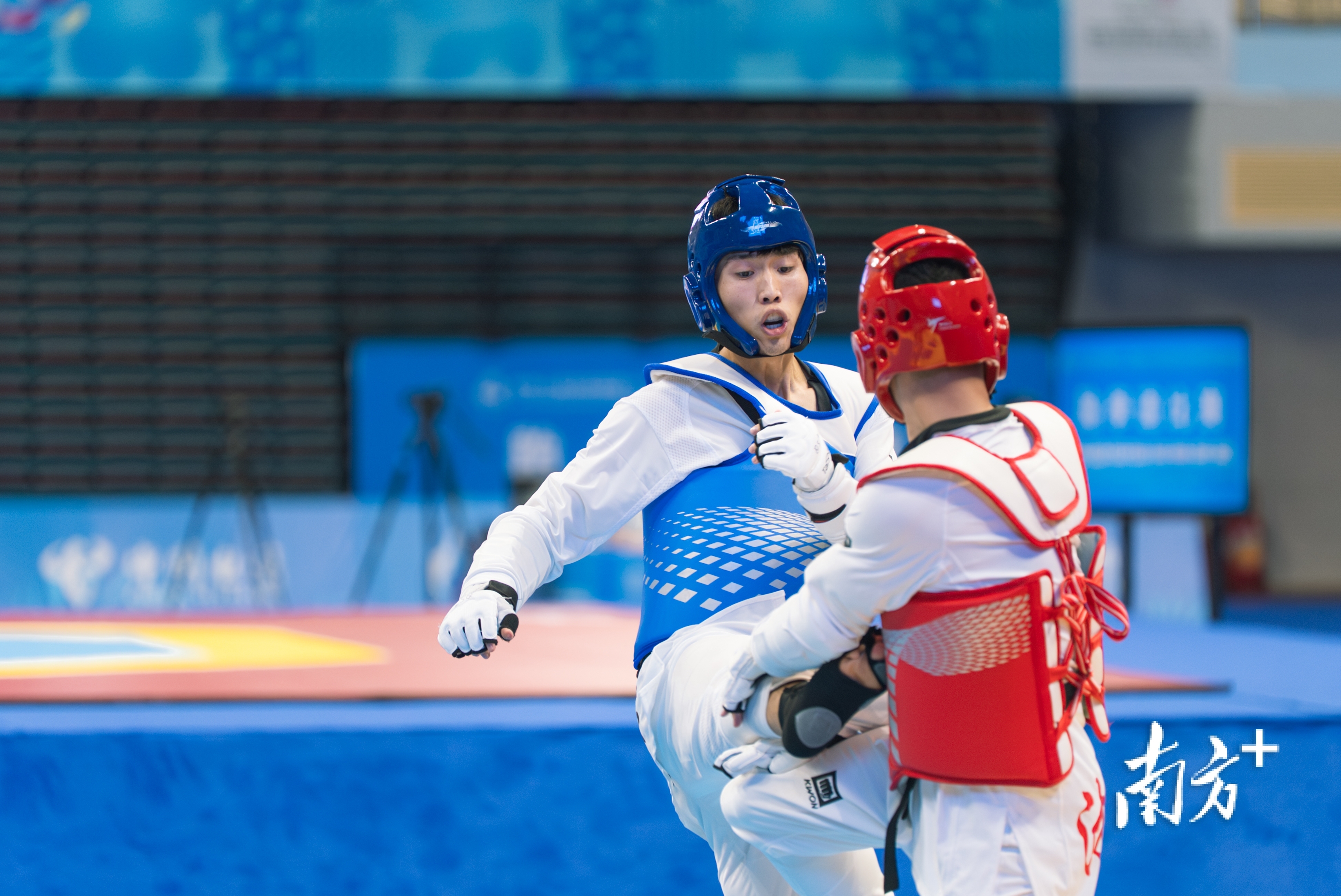 科技范儿, 装置 科技范儿, 装置