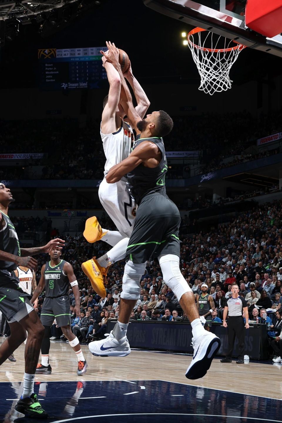 com, 布劳恩依旧, 上个赛季场 com, 布劳恩依旧, 上个赛季场