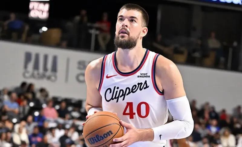 他在下赛季 他在下赛季